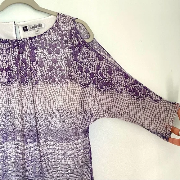 Jennifer Lopez Mosaic Sequined Cold Shoulder Blouse Women’s Small Purple - Picture 3 of 9